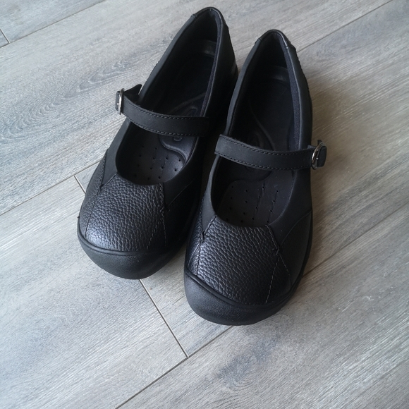 [SOLD] KEEN Black Dahlia Presidio Leather Mary Jane - Picture 9 of 10